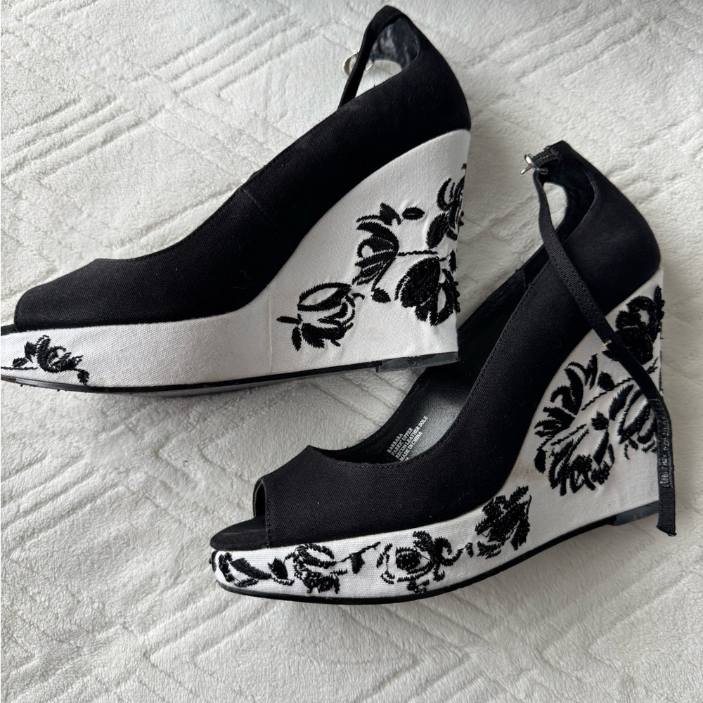 White House Black Market Elegant Black and White Wedge Heels